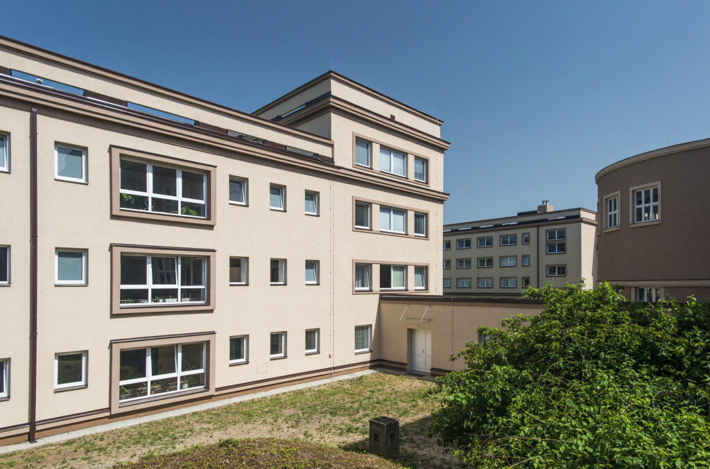 SZeŠ a SOU Čáslav - budova školy