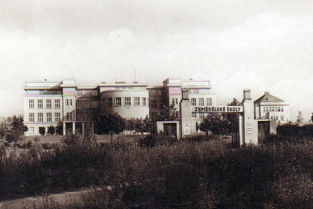 Historie 1935 SZeŠ a SOU Čáslav